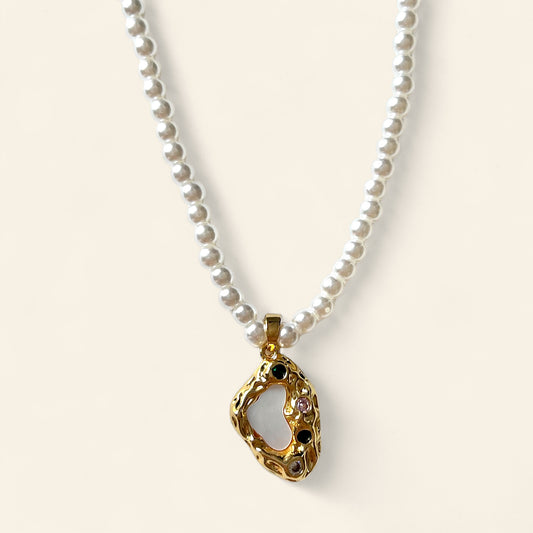 Pearla Necklace