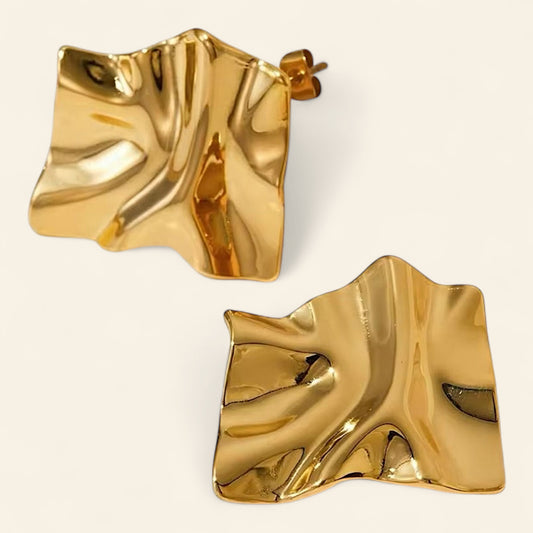 Sculpted glow Earring